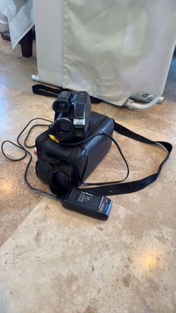 Panasonic PV-D427 VHS camcorder