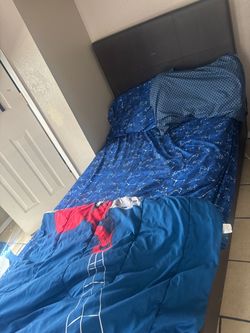 Twin bed NO MATTRESS