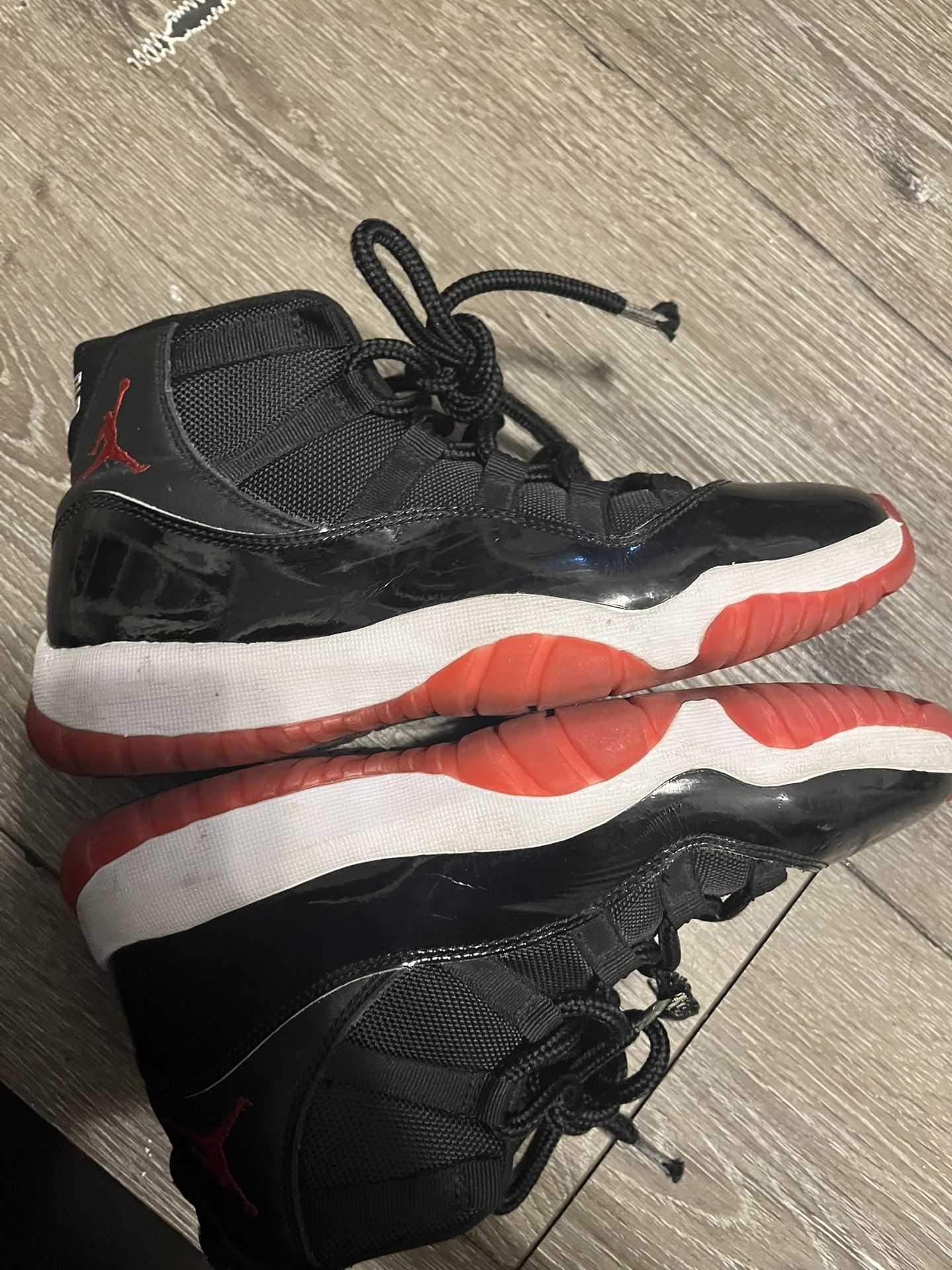 used Jordan 11 Bred Size 7