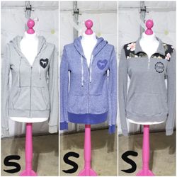 Sweaters, Leggings, Clothes & Bras (4 pictures posted)