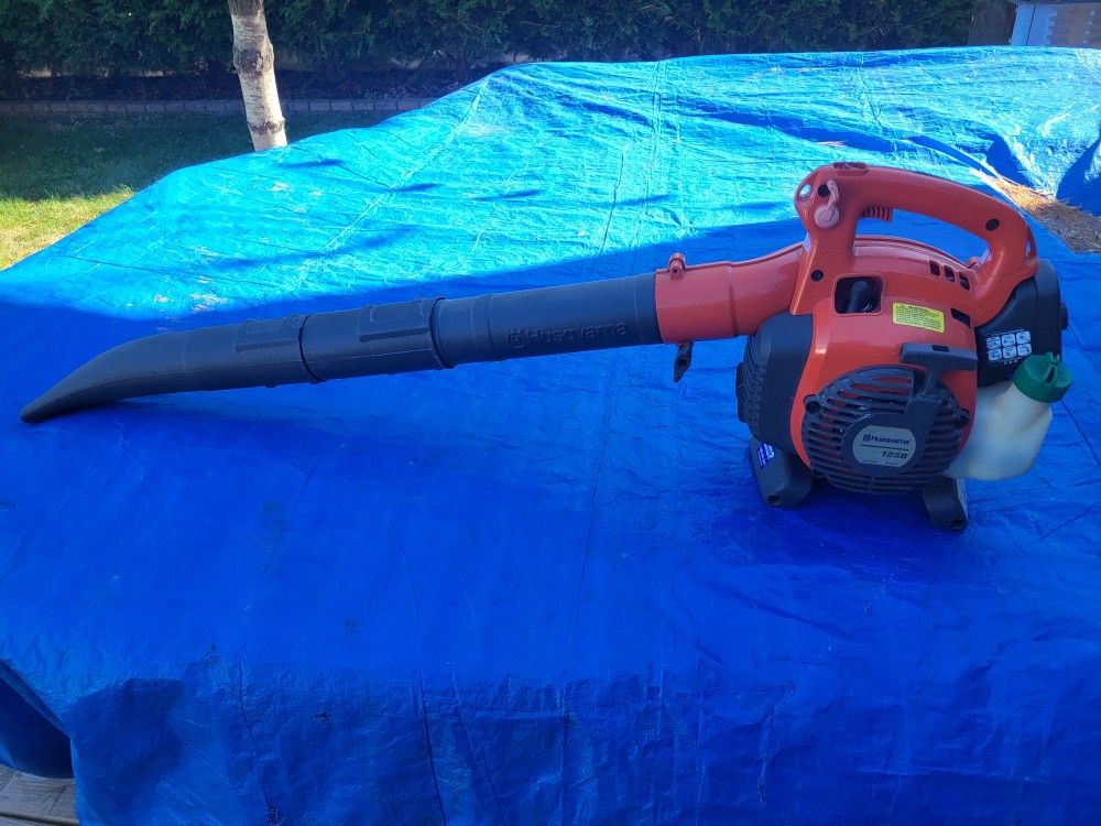 Husqvarna 125B Leaf Blower 