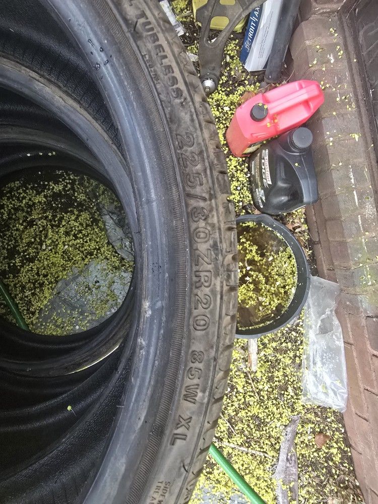 All 4 Tires. 225/30zr20