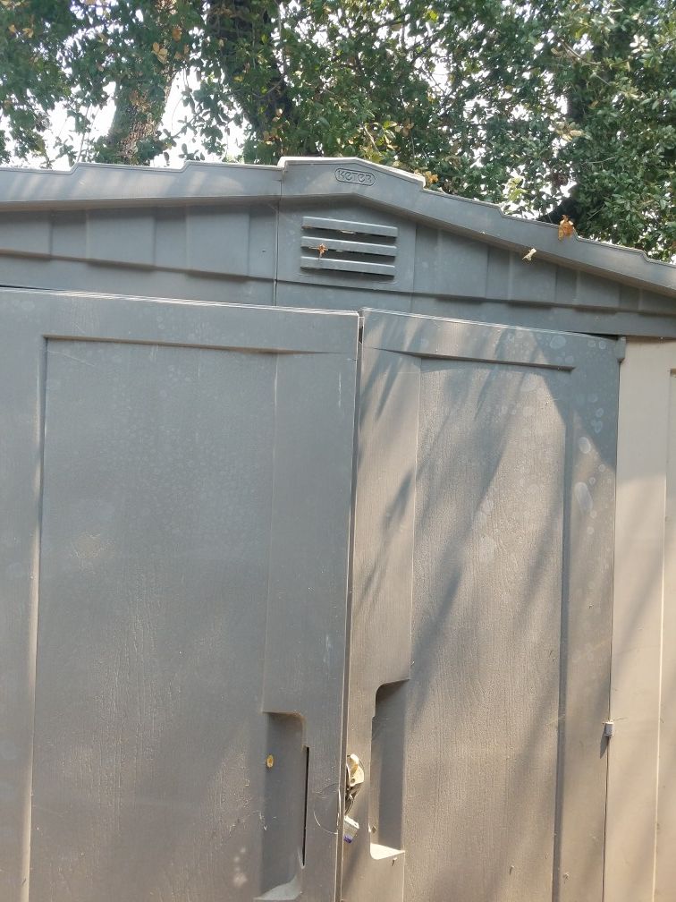 Keter shed 8x10 plastic
