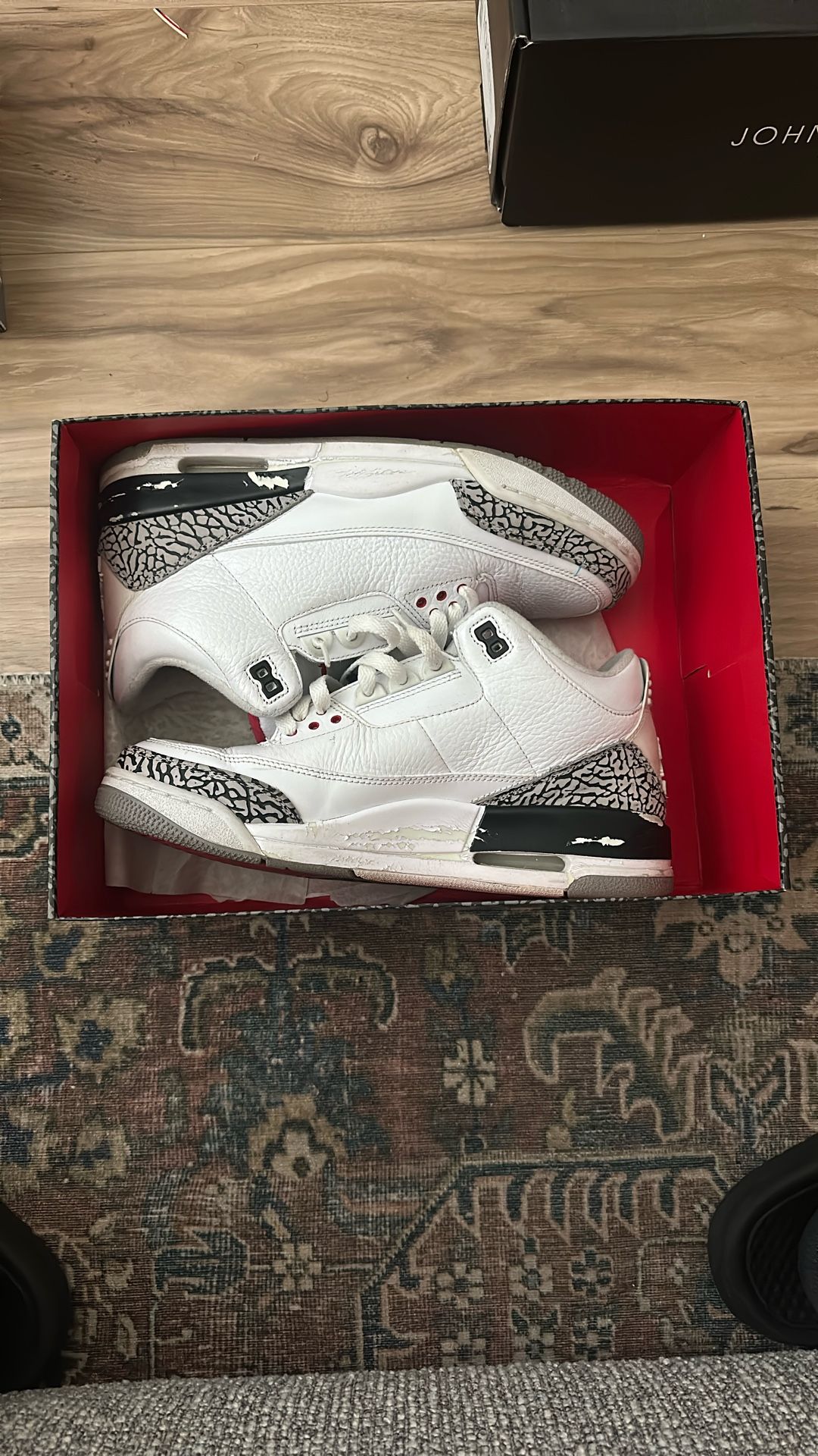 2010 White cement Jordan 3s Sz 9.5