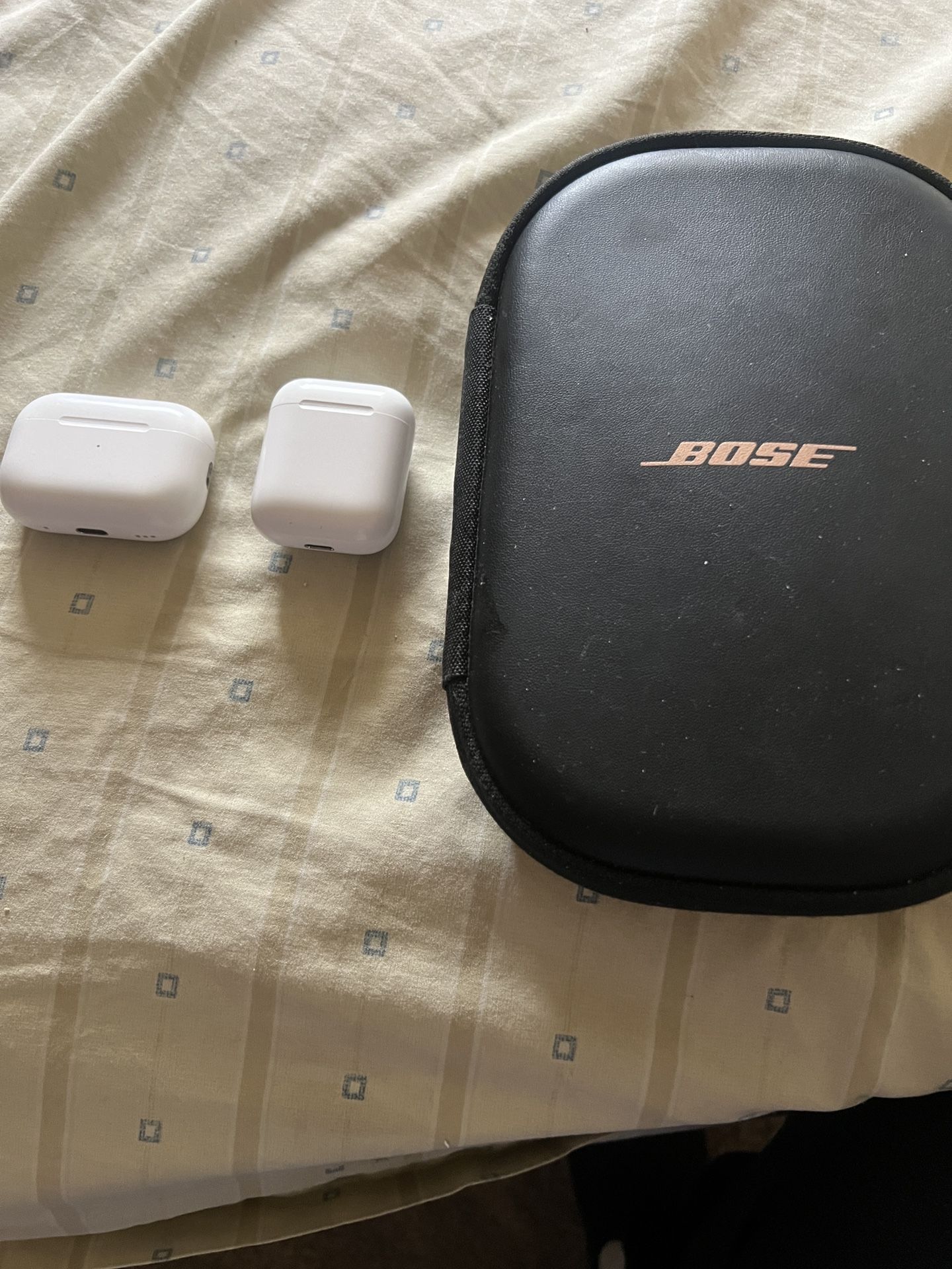 Bose And Apple Headphones Qc 35 Generation Two And Airpods Pro 2