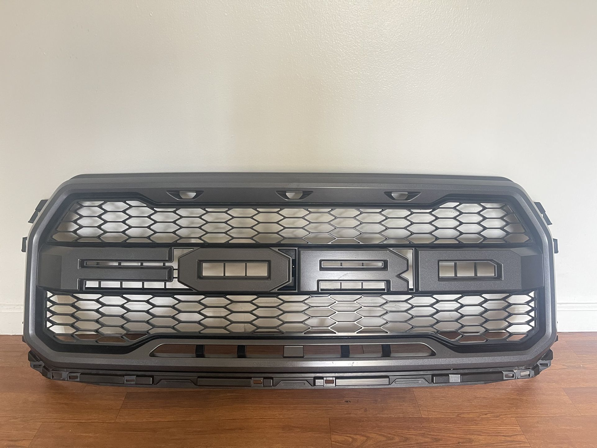 Ford F-150 RAPTOR 2017 2018 2019 2020 2021 Front Grill OEM