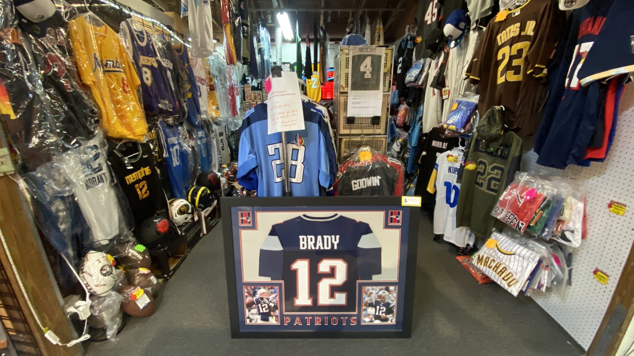 Naples Sports Collectables @ Flamingo Island Flea Market