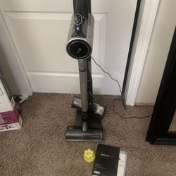 LG CordZero A9 Cordless Vacuum With 2 Batteries And All Accessories