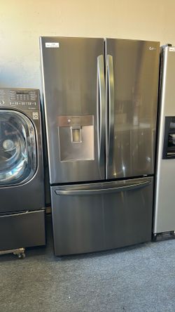 Black stainless steel French door fridge