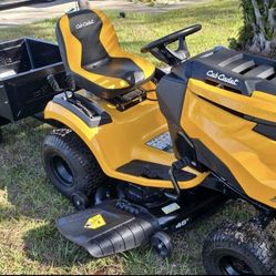 Cub Cadet XT1 Riding Mower 22hp with w/pull behind trailer