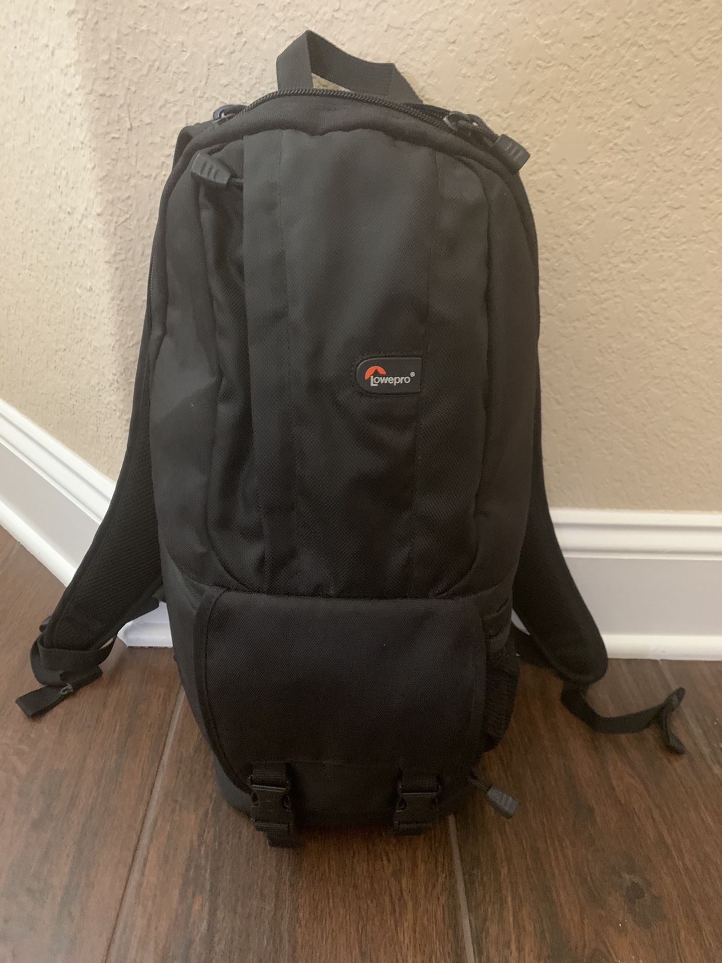 Lowepro Fastpack 100 camera backpack - bag