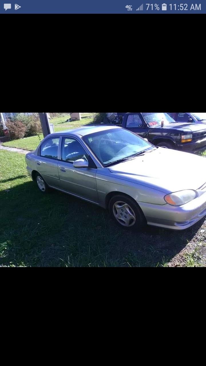 2000 Kia Sephia