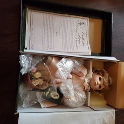 Geppeddo Doll Collector Series
