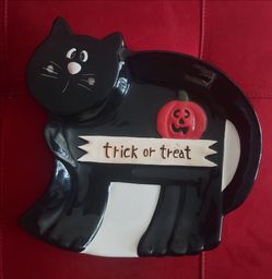 Vintage Halloween Black Cat shaped ceramic plate