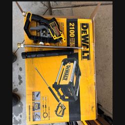 DEWALT PRESSURE WASHER