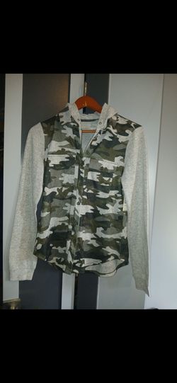 Big boys hooded camo shirt