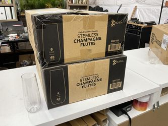 Disposable Champagne Flutes 
