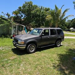 1998 Ford Explorer