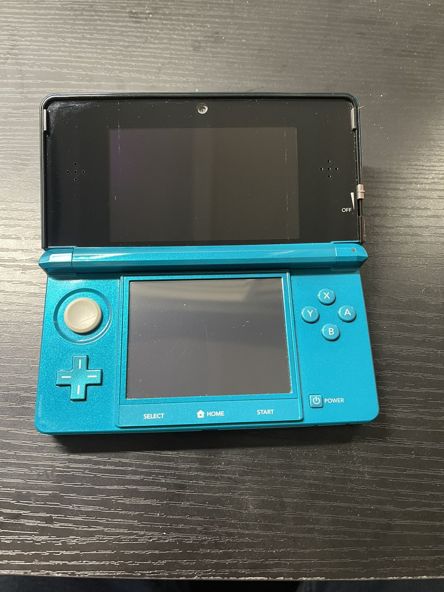 Nintendo 3DS - with Games 
