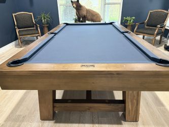 Like New Pool Table