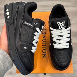 Louis Vuitton LV Trainers Black & White Sneaker