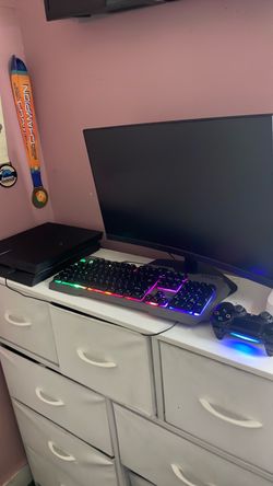 PS4 and monitor