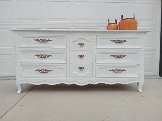 Beautiful Refinished Cotton White Dresser Credenza Buffet