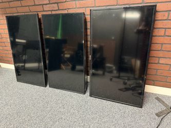 40” Flat Screen TVs