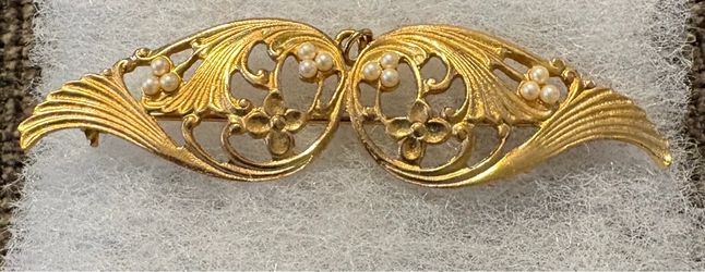 Vintage Gold Tone Openwork Filigree Brooch Pin with Faux Pearls - 2.5"