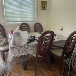 6 Chairs 