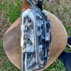 2018-2021 Toyota Rav4 OEM ORIGINAL Lt Driver Side Headlight
