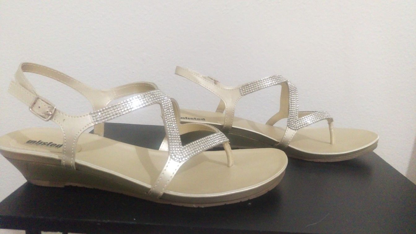 Elegant womens sandlas business casual, very elegant