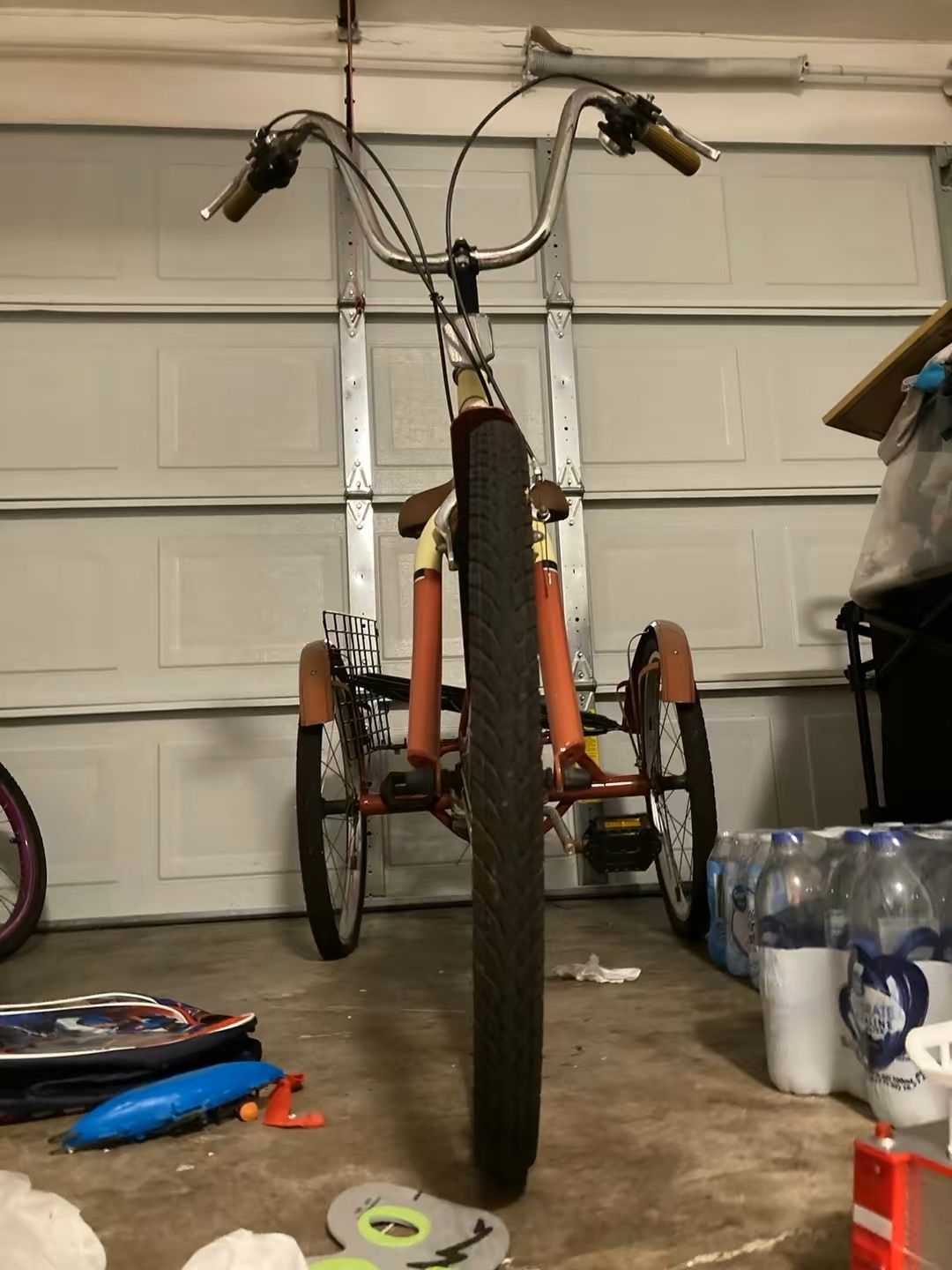 Tricycle 200L Rouge 
