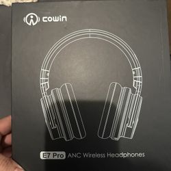 Headphones 