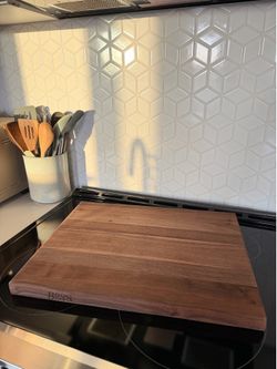 John Boos 20"x15" Reversible Walnut Cutting Board