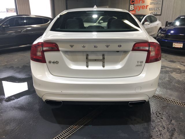 2015 Volvo S60