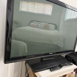 Insignia 42”. Tv WORKS PERFECTLY JUST MOVING YARBROUGH BY ALBUM 