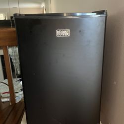 Mini Fridge