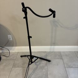 K&M 14760 Performer Stand for Electric Guitars