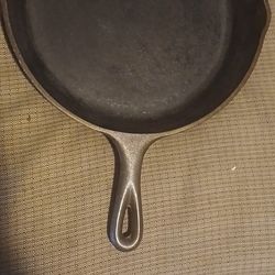 Vintage Lodge Cast Iron Skillet - 10.5"