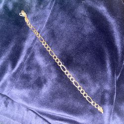 10k Figaro Gold bracelet 