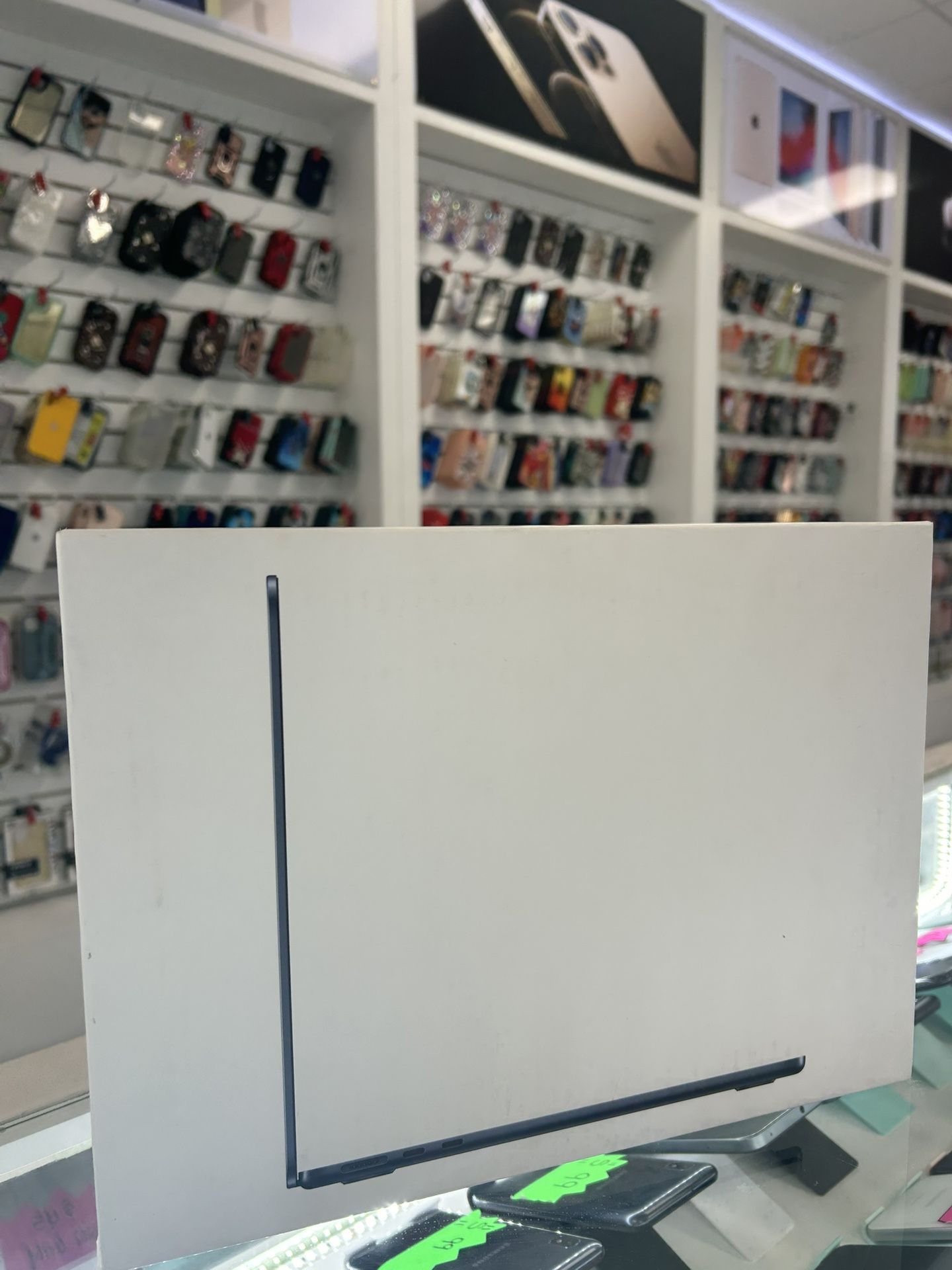 13.6 Inch MacBook Air 512gb $50 Down Payment