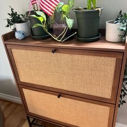 shoe rack