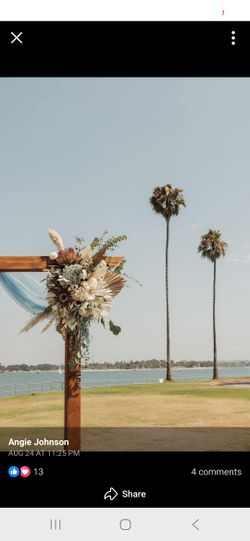 Beautiful Fresh Or Dried Flowers Arrangements 