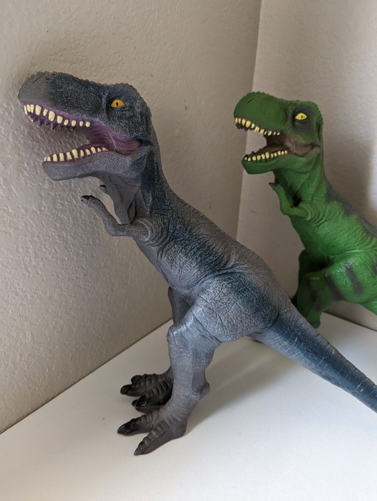 Triana Saurus Rex