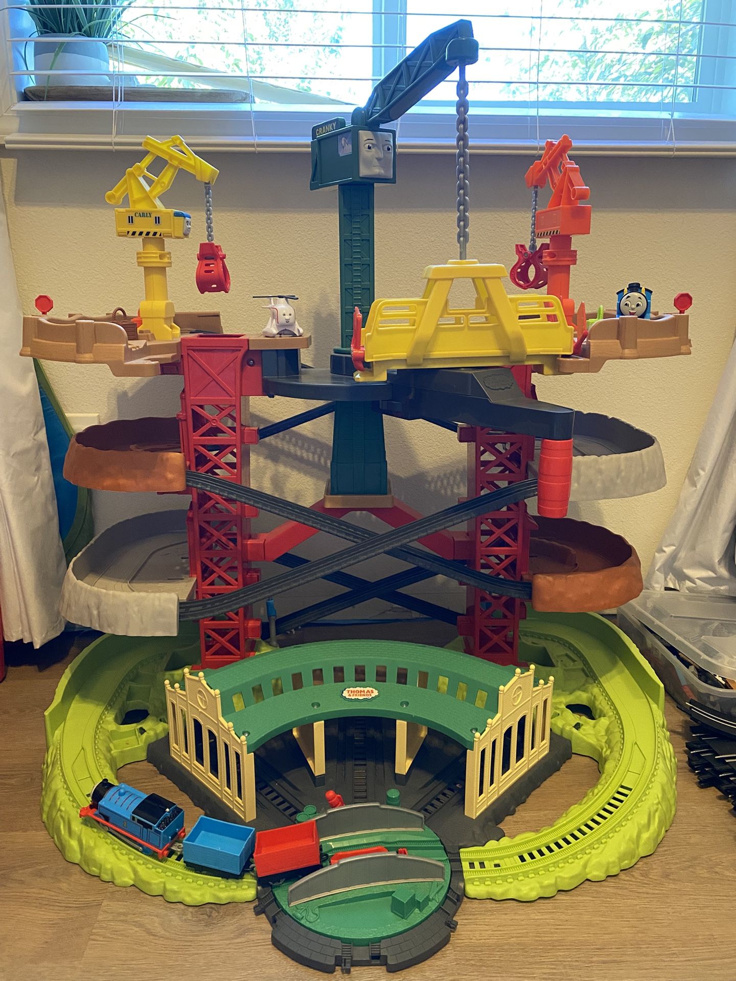Thomas And Friends Trains & Cranes Super Tower