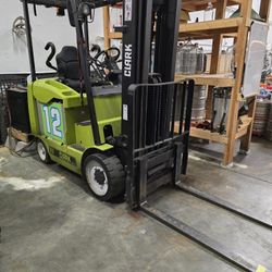 Forklift-Clark 25 Electric 
