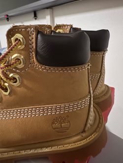 Unisex baby Timberland, size 4