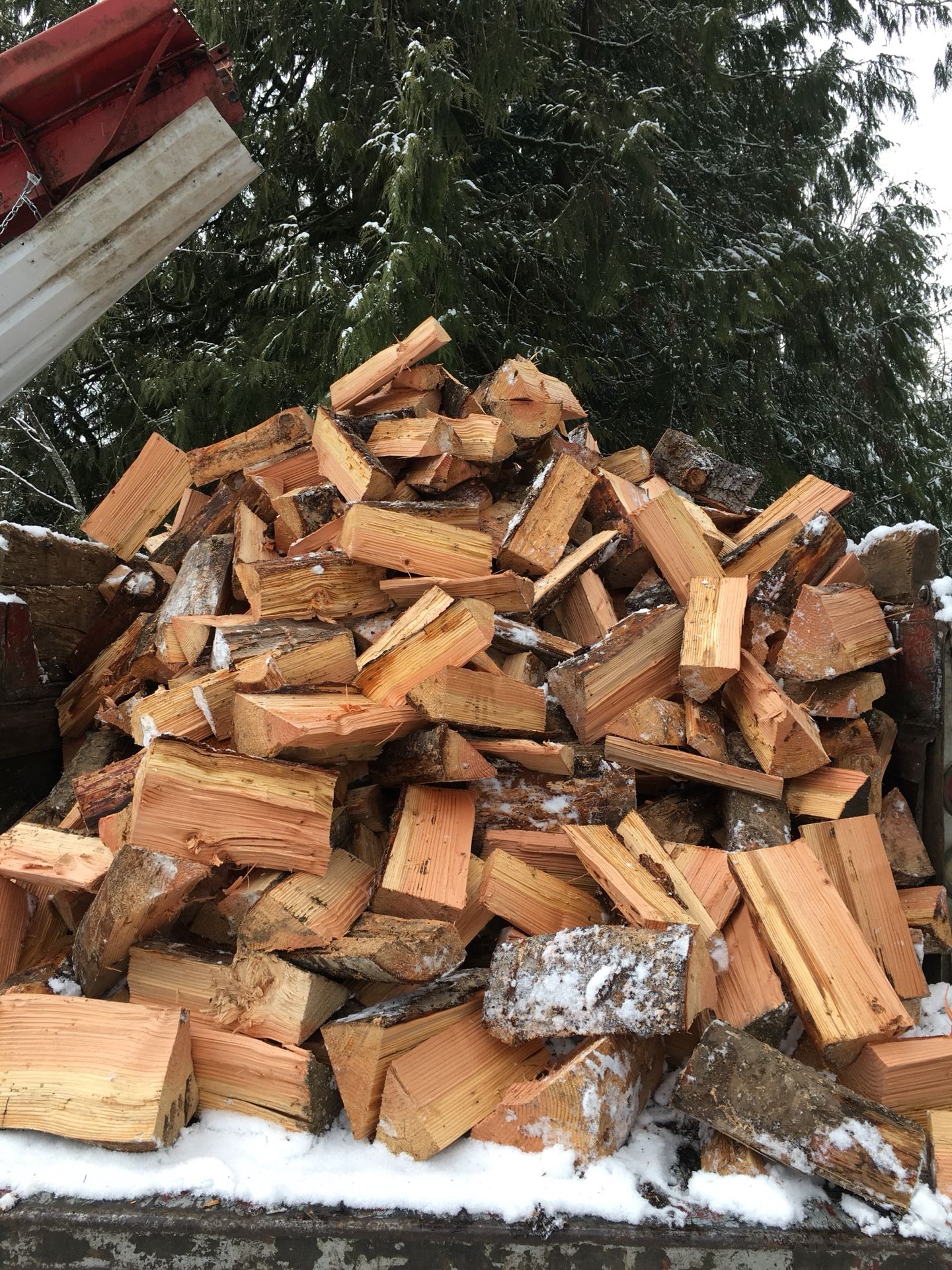 Seasoned firewood 100 for a thrown in pickup load u haul for Sale in