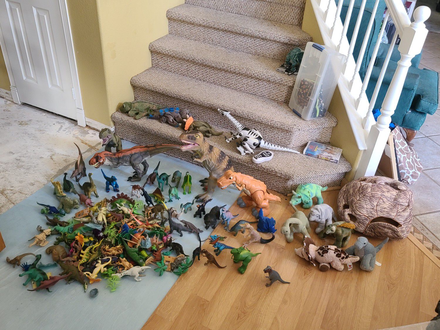 Dinosaurs galore
